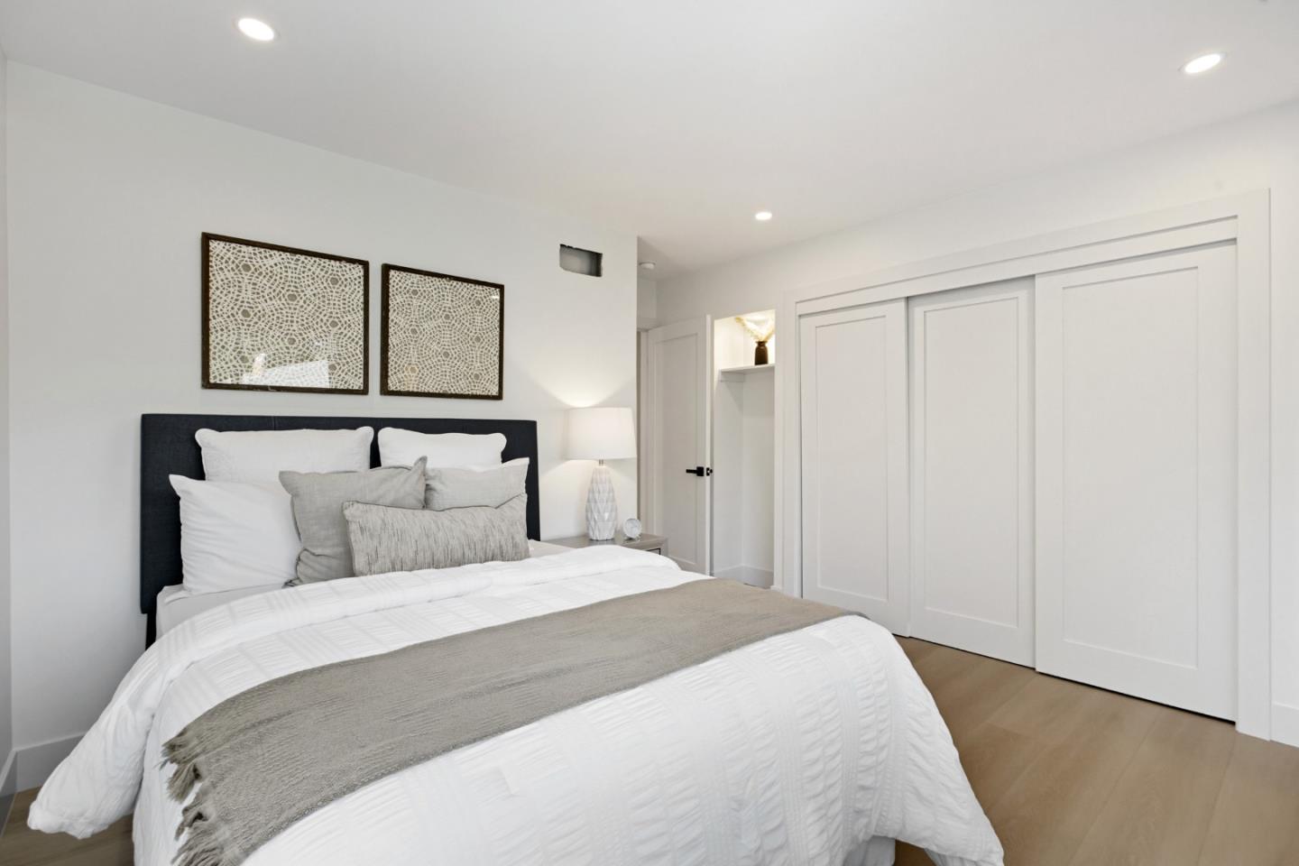 Detail Gallery Image 14 of 21 For 3332 Victor Ave, Oakland,  CA 94602 - 4 Beds | 2/1 Baths