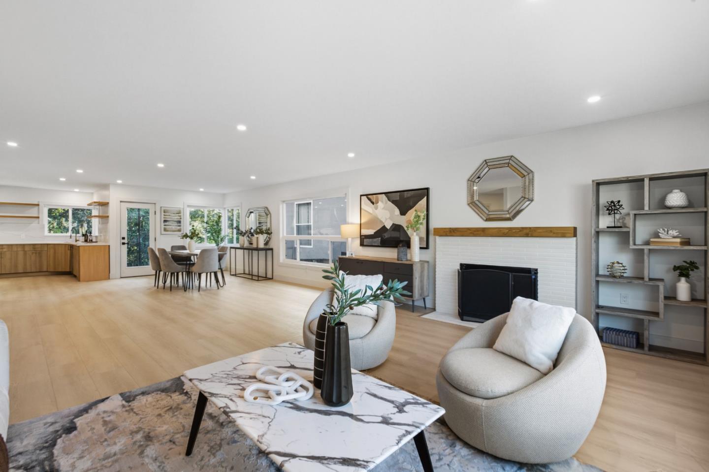 Detail Gallery Image 3 of 21 For 3332 Victor Ave, Oakland,  CA 94602 - 4 Beds | 2/1 Baths