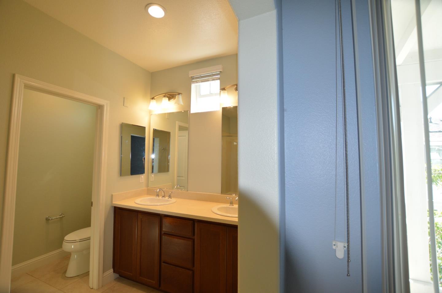 Detail Gallery Image 13 of 13 For 315 Wild Rose Way, Milpitas,  CA 95035 - 2 Beds | 2/1 Baths