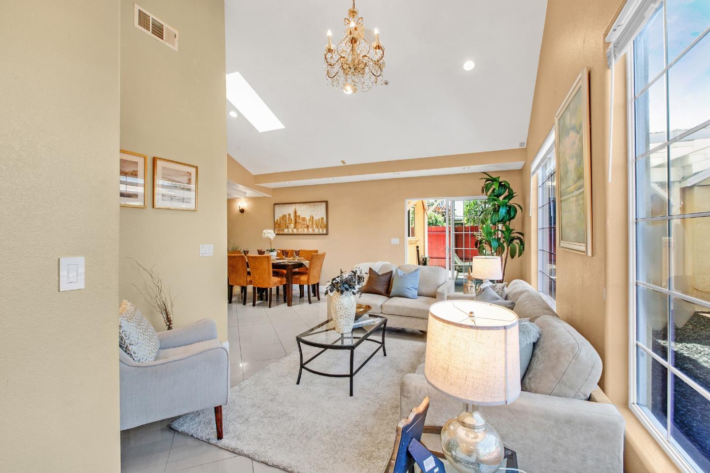 Detail Gallery Image 2 of 18 For 4421 Cahill St, Fremont,  CA 94538 - 4 Beds | 3 Baths