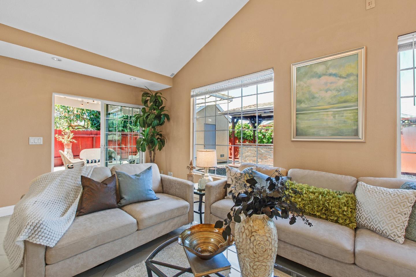 Detail Gallery Image 6 of 18 For 4421 Cahill St, Fremont,  CA 94538 - 4 Beds | 3 Baths