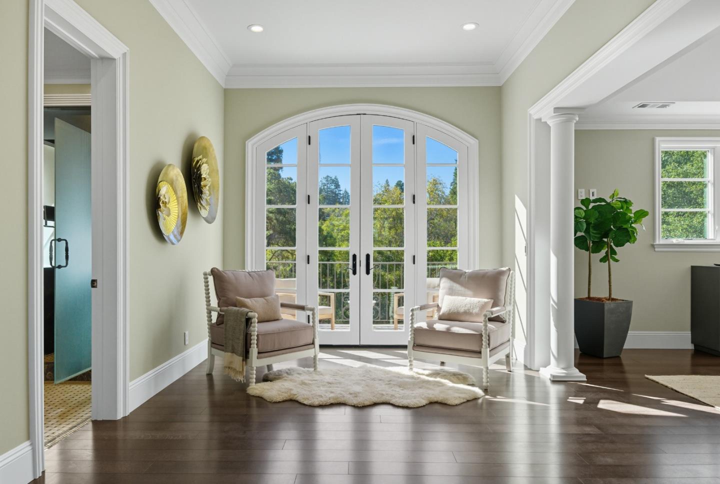 Detail Gallery Image 25 of 63 For 625 W Santa Inez Ave, Hillsborough,  CA 94010 - 5 Beds | 5/2 Baths