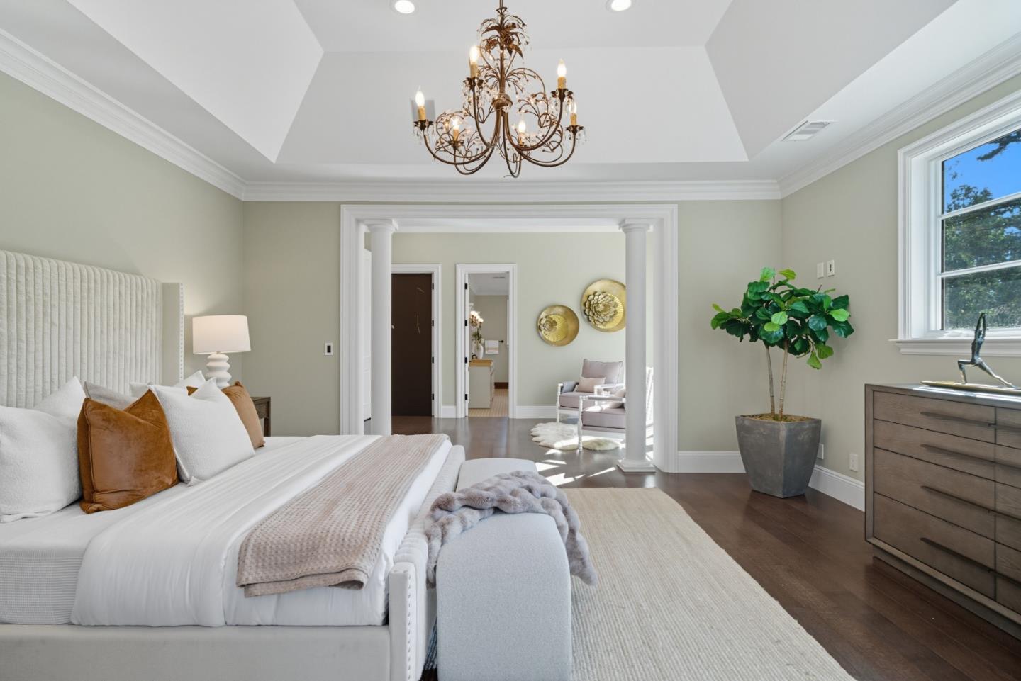 Detail Gallery Image 29 of 63 For 625 W Santa Inez Ave, Hillsborough,  CA 94010 - 5 Beds | 5/2 Baths