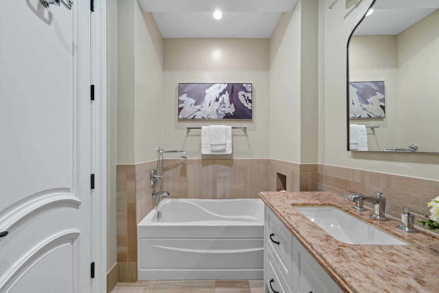 Detail Gallery Image 37 of 63 For 625 W Santa Inez Ave, Hillsborough,  CA 94010 - 5 Beds | 5/2 Baths