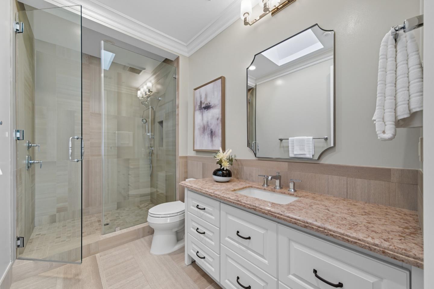 Detail Gallery Image 42 of 63 For 625 W Santa Inez Ave, Hillsborough,  CA 94010 - 5 Beds | 5/2 Baths