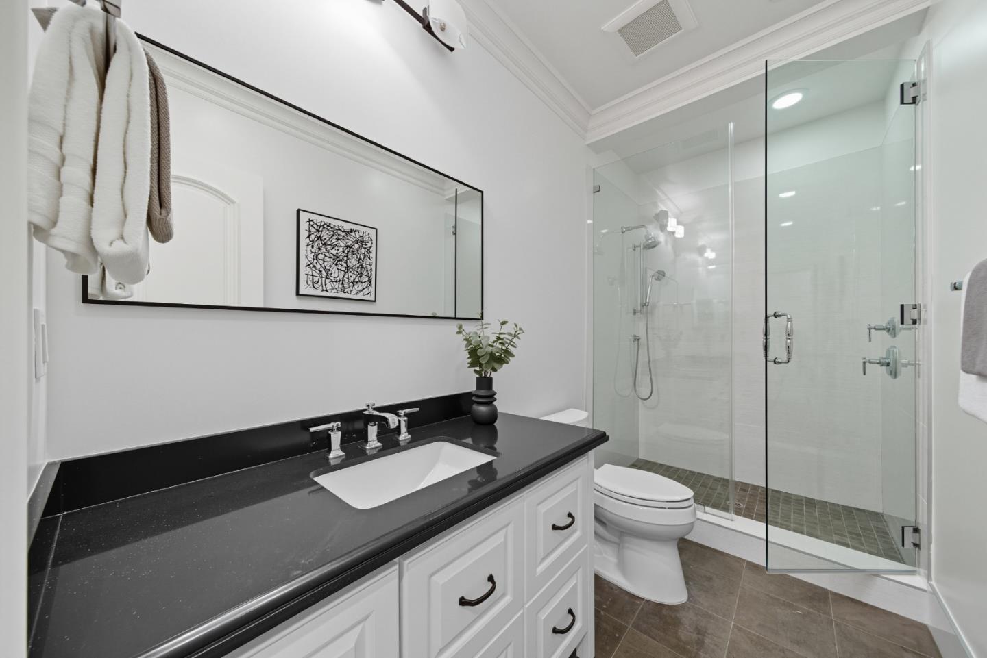 Detail Gallery Image 46 of 63 For 625 W Santa Inez Ave, Hillsborough,  CA 94010 - 5 Beds | 5/2 Baths