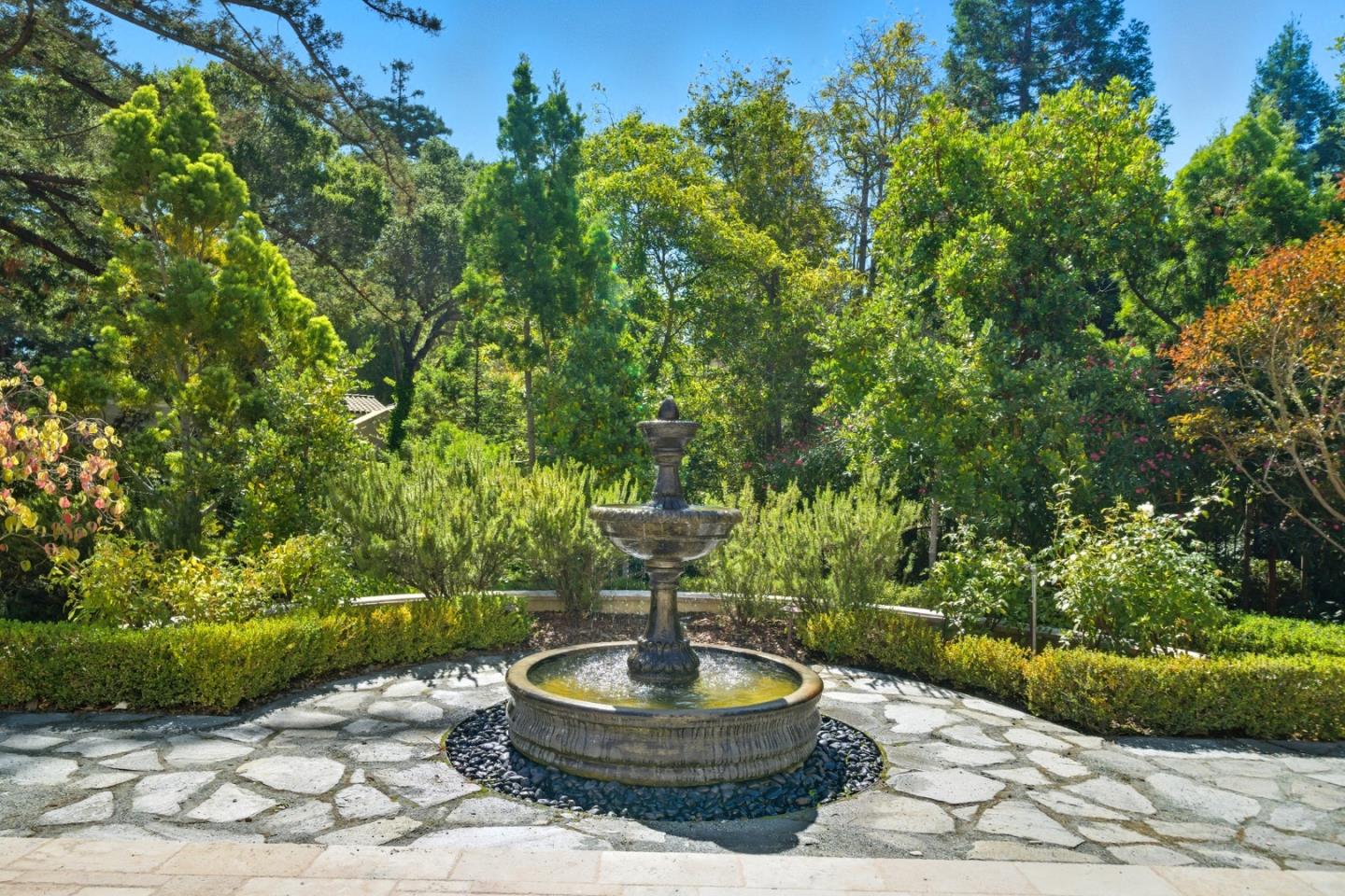 Detail Gallery Image 55 of 63 For 625 W Santa Inez Ave, Hillsborough,  CA 94010 - 5 Beds | 5/2 Baths