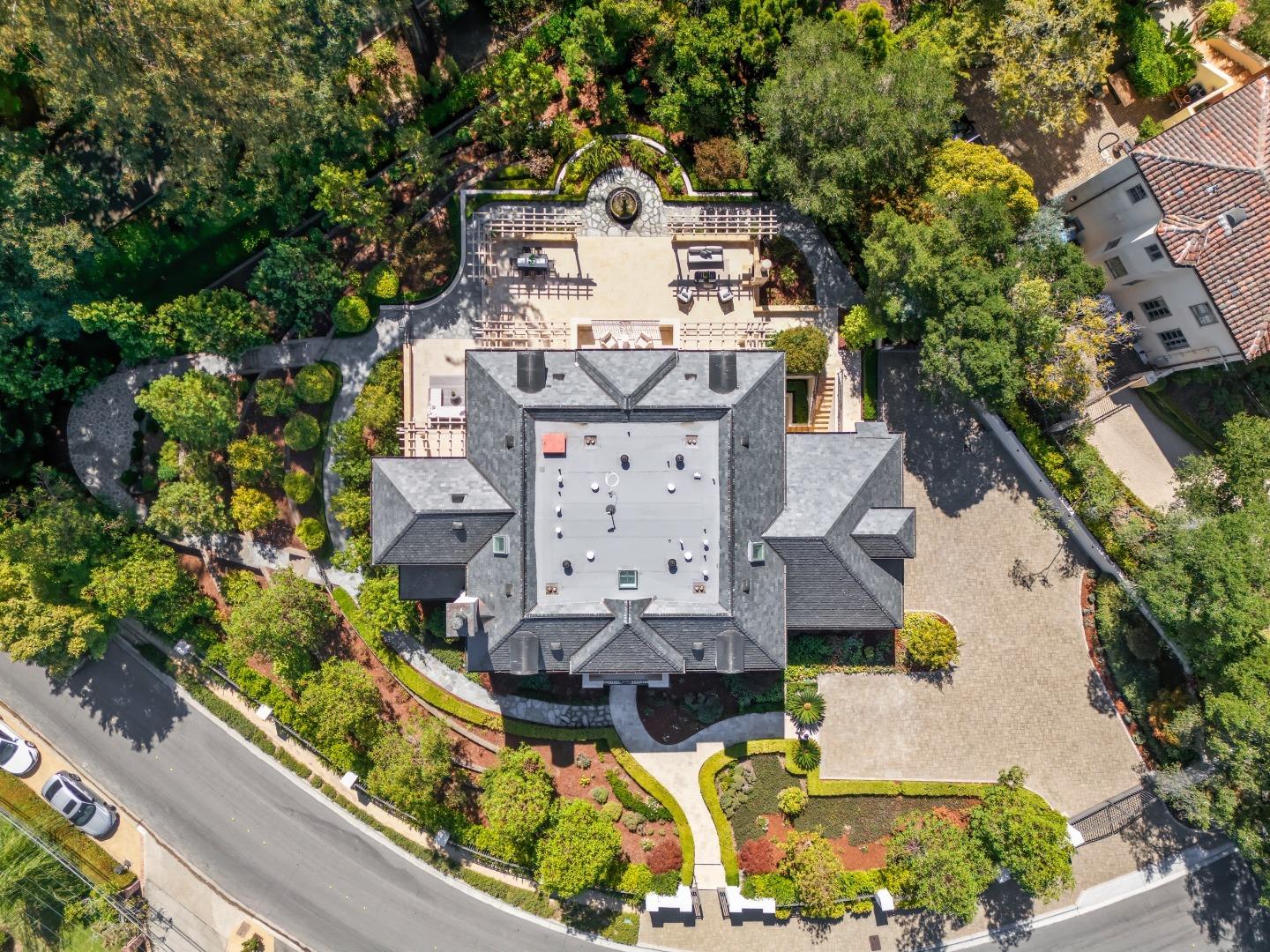 Detail Gallery Image 63 of 63 For 625 W Santa Inez Ave, Hillsborough,  CA 94010 - 5 Beds | 5/2 Baths