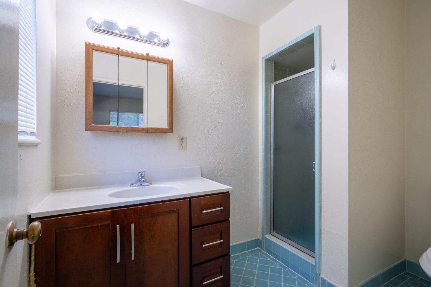 Detail Gallery Image 16 of 32 For 430 Summit Rd, Walnut Creek,  CA 94598 - 3 Beds | 3 Baths