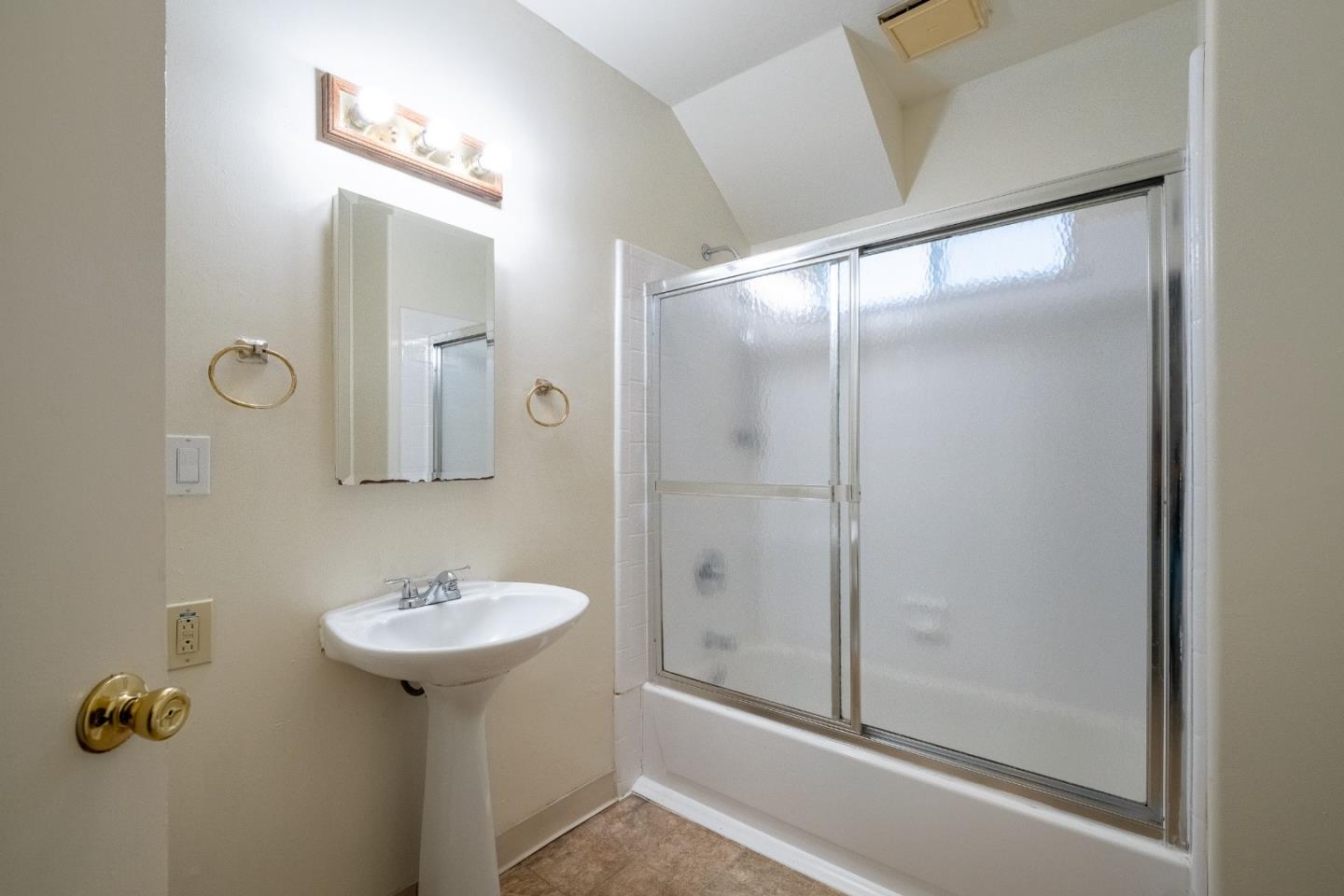 Detail Gallery Image 23 of 32 For 430 Summit Rd, Walnut Creek,  CA 94598 - 3 Beds | 3 Baths