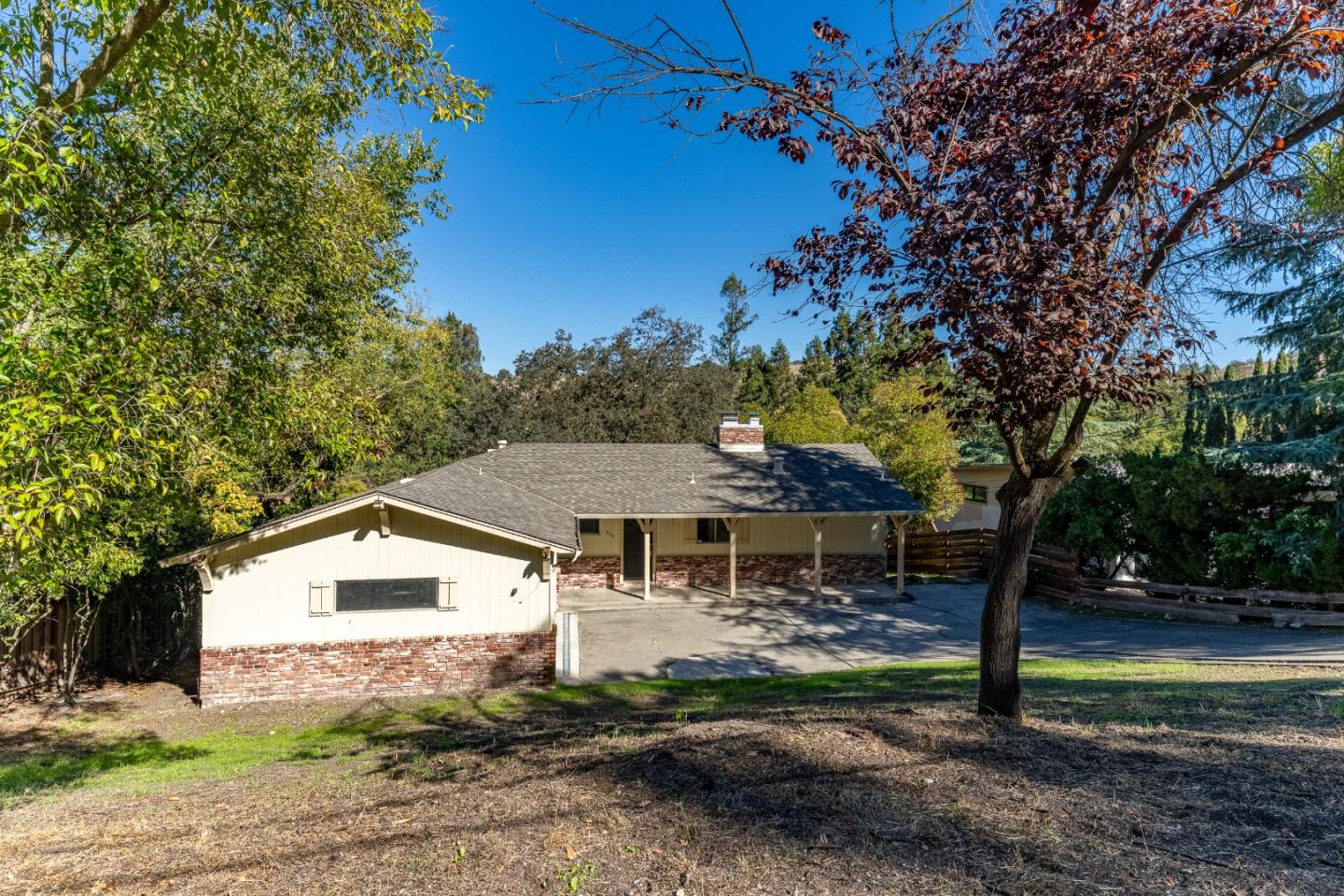 Detail Gallery Image 4 of 32 For 430 Summit Rd, Walnut Creek,  CA 94598 - 3 Beds | 3 Baths