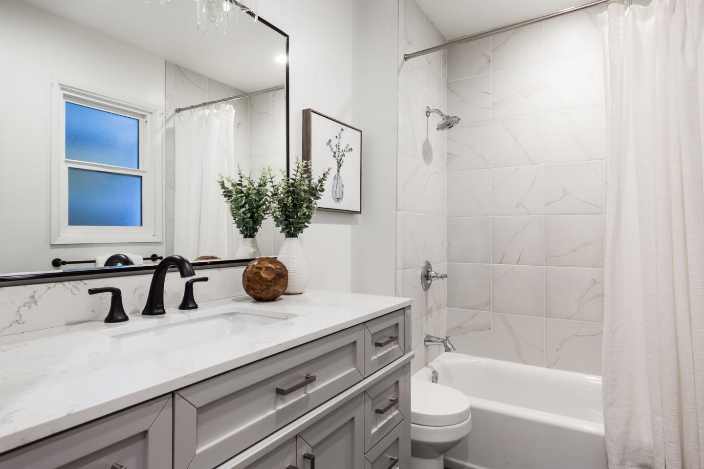 Detail Gallery Image 8 of 17 For 2498 Raleigh Dr, San Jose,  CA 95124 - 4 Beds | 2 Baths