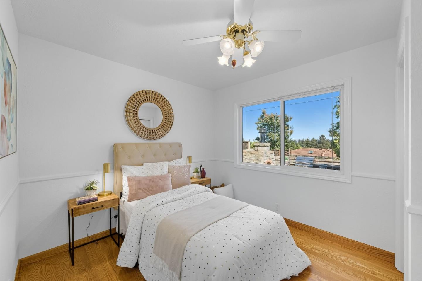 Detail Gallery Image 16 of 31 For 89 Hilltop Dr, San Carlos,  CA 94070 - 3 Beds | 2 Baths