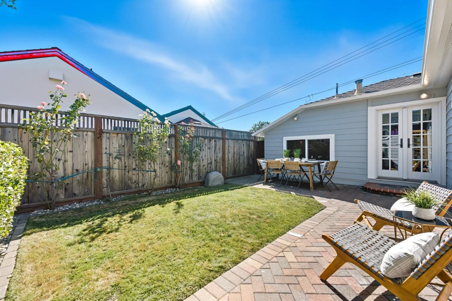 Detail Gallery Image 21 of 31 For 89 Hilltop Dr, San Carlos,  CA 94070 - 3 Beds | 2 Baths