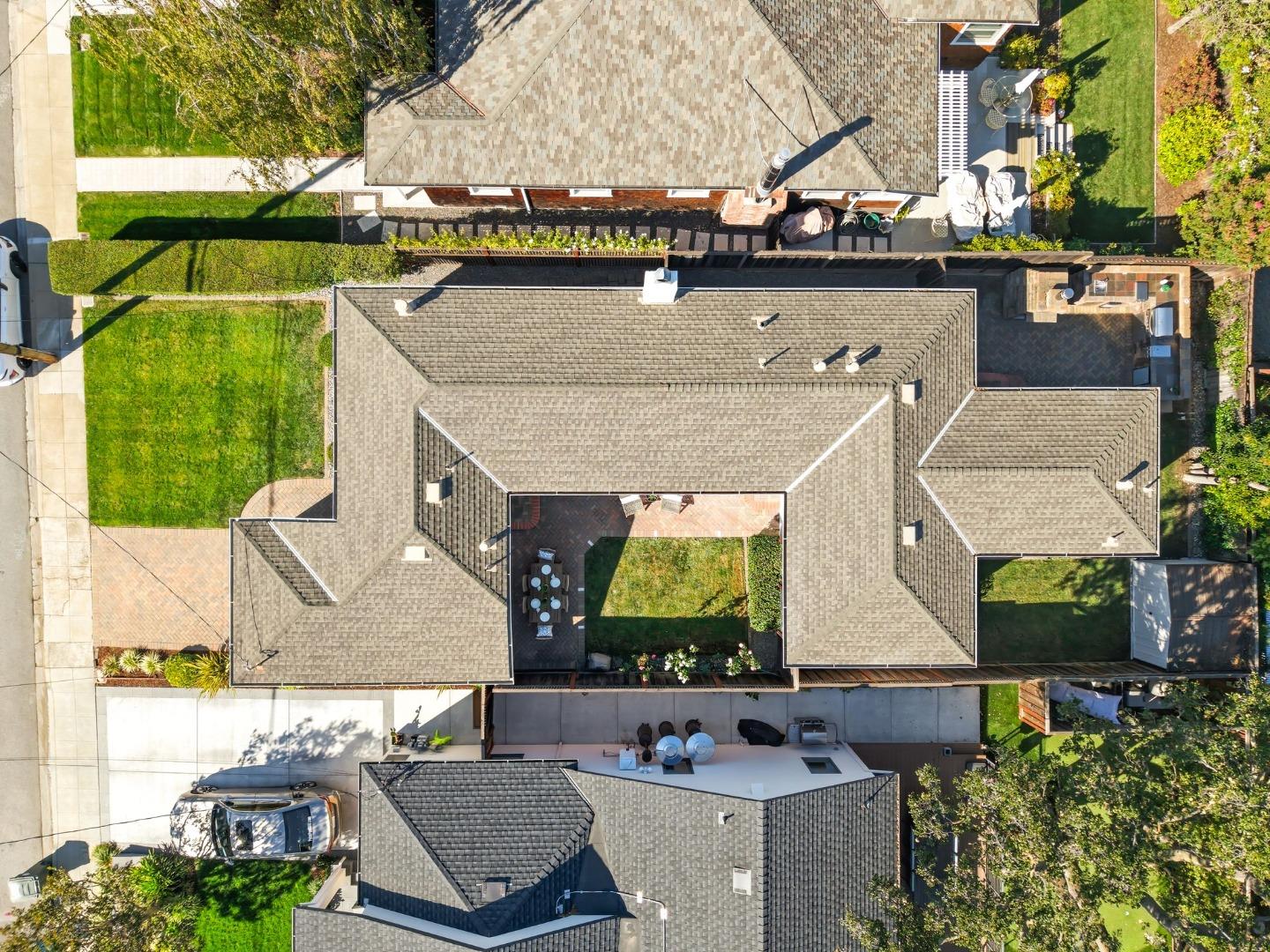 Detail Gallery Image 29 of 31 For 89 Hilltop Dr, San Carlos,  CA 94070 - 3 Beds | 2 Baths