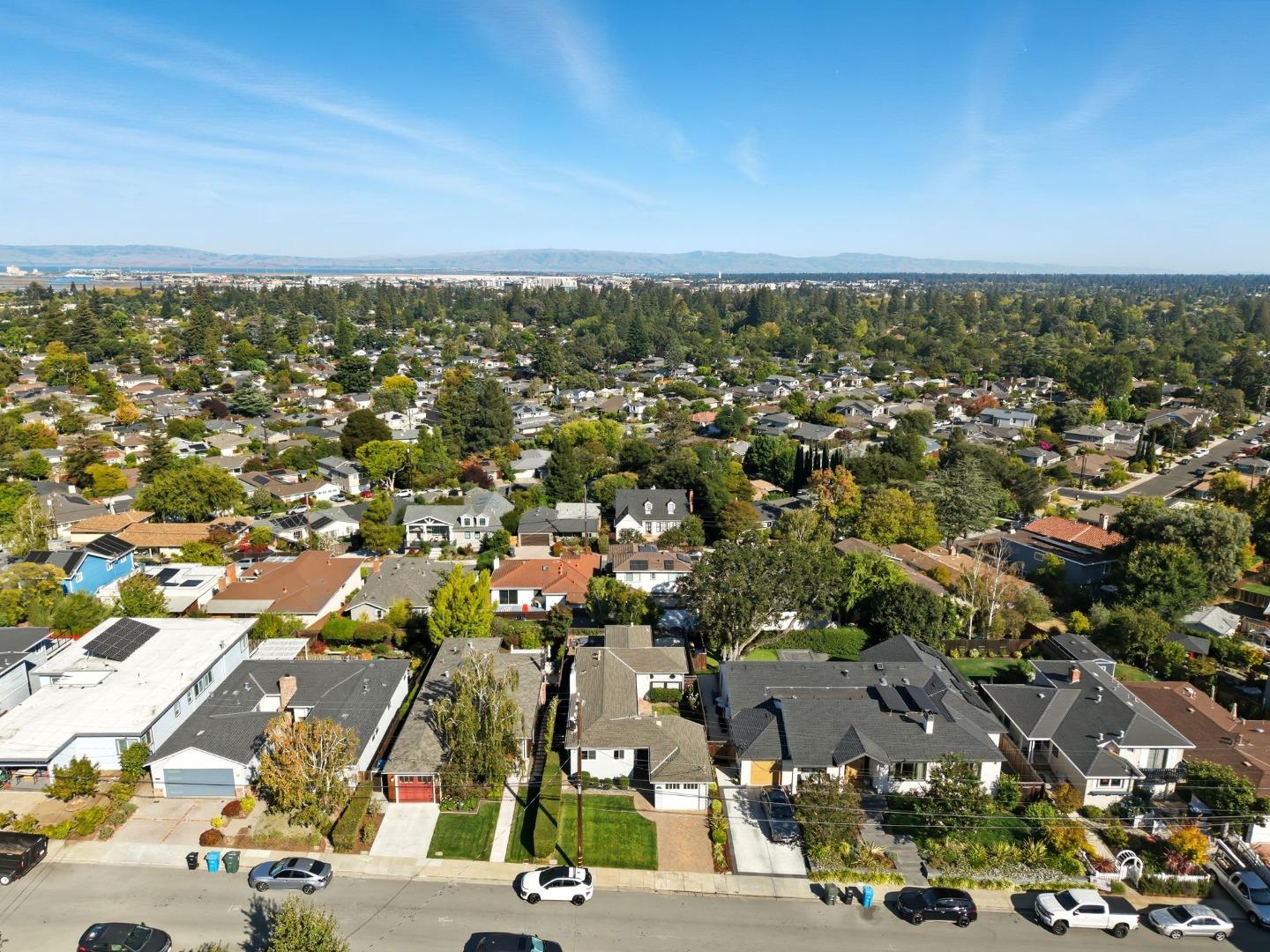 Detail Gallery Image 31 of 31 For 89 Hilltop Dr, San Carlos,  CA 94070 - 3 Beds | 2 Baths