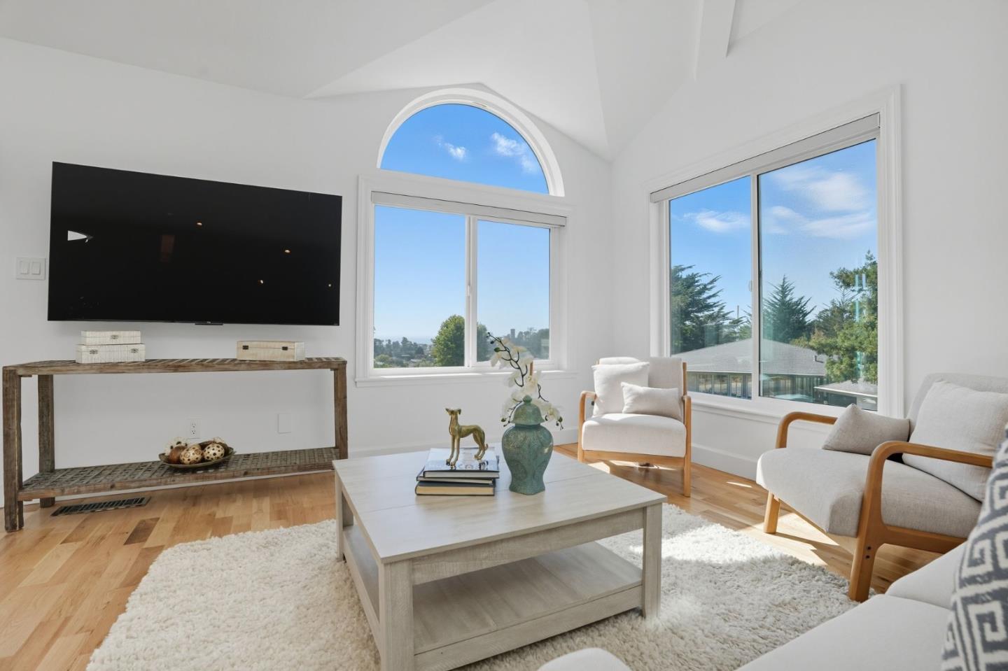 Detail Gallery Image 21 of 35 For 255 Thunderbird Dr, Aptos,  CA 95003 - 3 Beds | 2/1 Baths