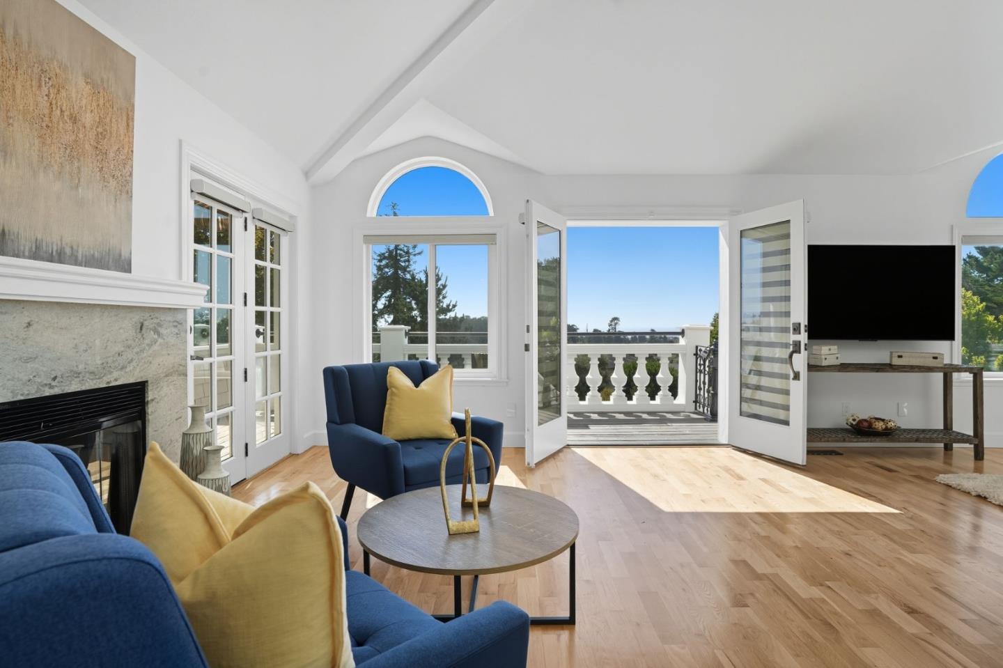 Detail Gallery Image 22 of 35 For 255 Thunderbird Dr, Aptos,  CA 95003 - 3 Beds | 2/1 Baths