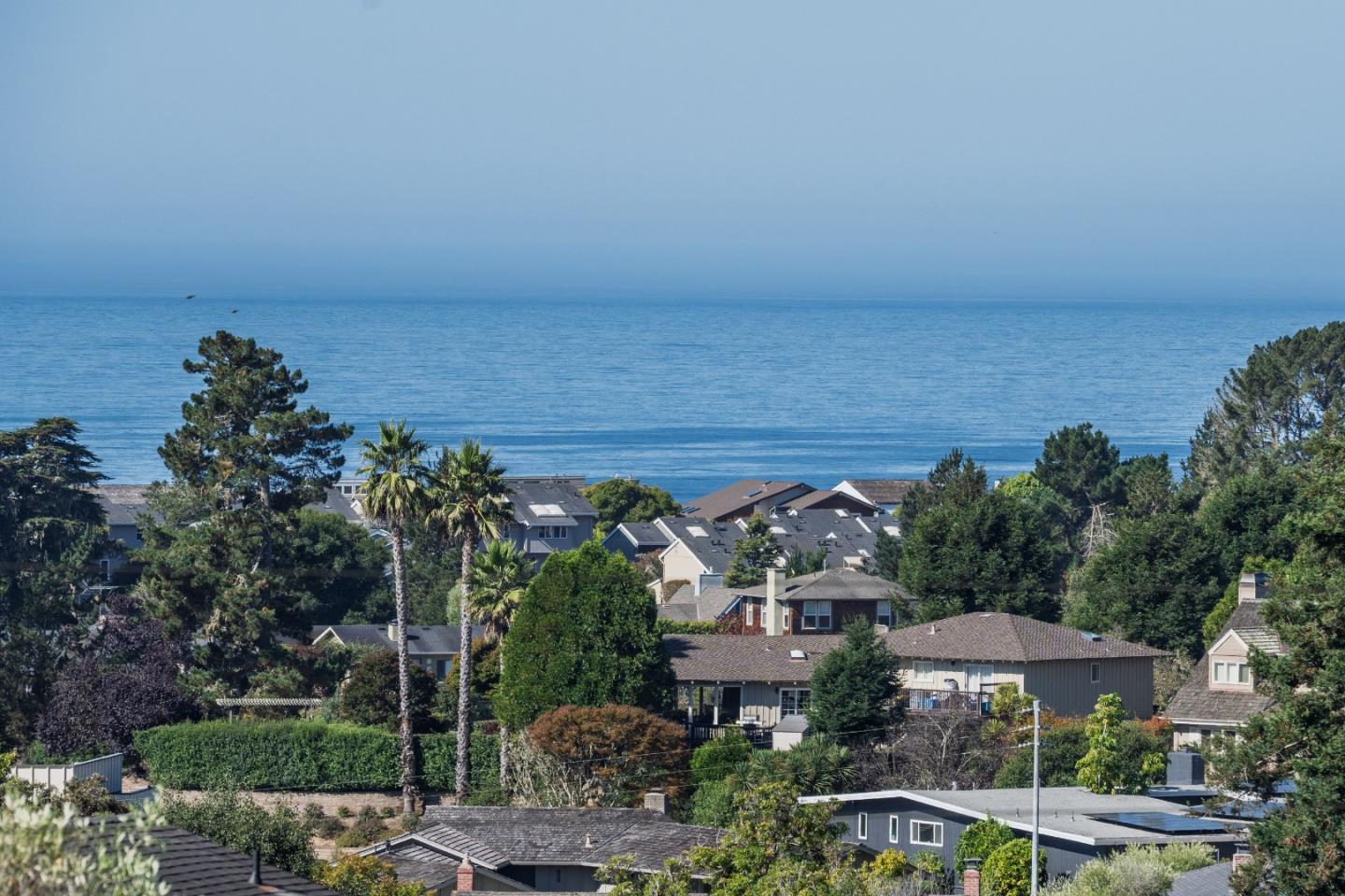 Detail Gallery Image 9 of 35 For 255 Thunderbird Dr, Aptos,  CA 95003 - 3 Beds | 2/1 Baths