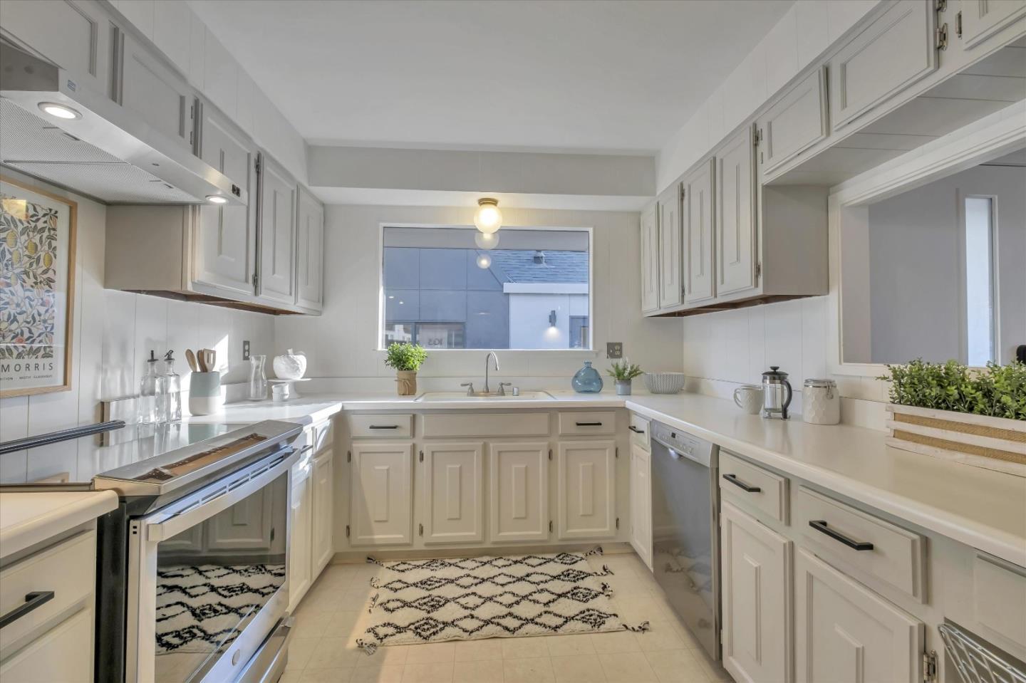 Detail Gallery Image 10 of 31 For 103 Darlington Ln, Soquel,  CA 95073 - 2 Beds | 2 Baths