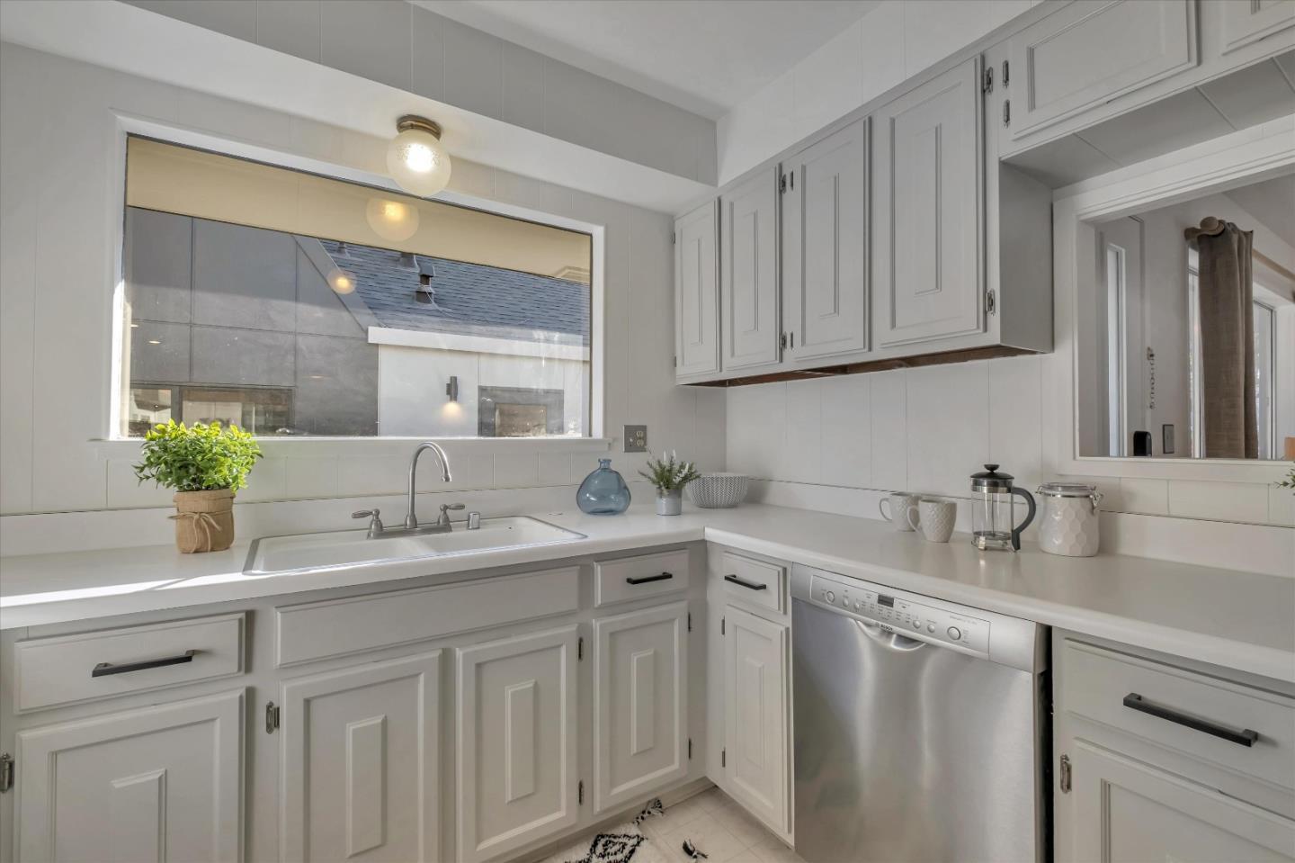 Detail Gallery Image 11 of 31 For 103 Darlington Ln, Soquel,  CA 95073 - 2 Beds | 2 Baths