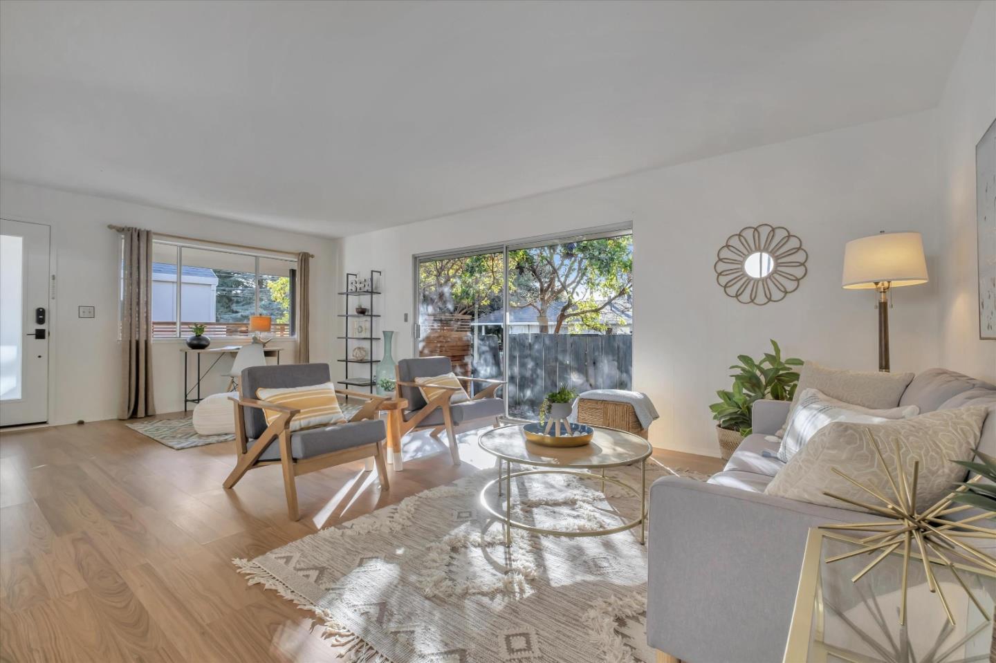 Detail Gallery Image 2 of 31 For 103 Darlington Ln, Soquel,  CA 95073 - 2 Beds | 2 Baths