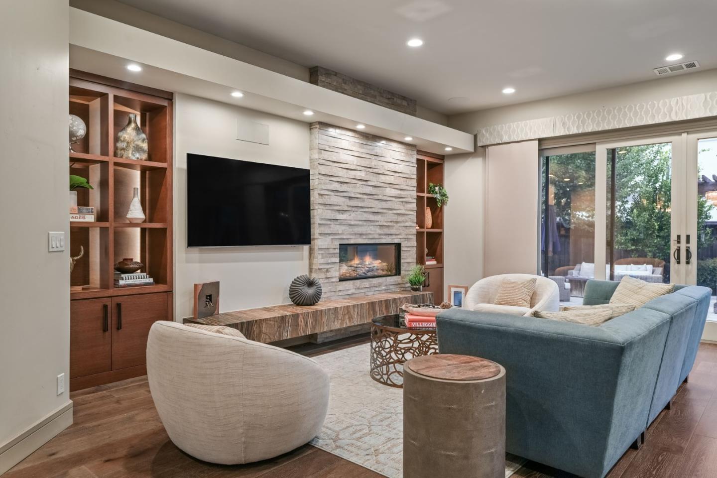 Detail Gallery Image 17 of 61 For 1785 Santa Barbara Dr, San Jose,  CA 95125 - 4 Beds | 3 Baths