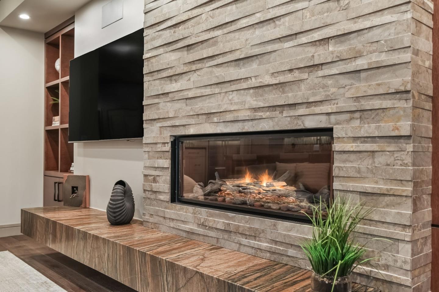 Detail Gallery Image 18 of 61 For 1785 Santa Barbara Dr, San Jose,  CA 95125 - 4 Beds | 3 Baths