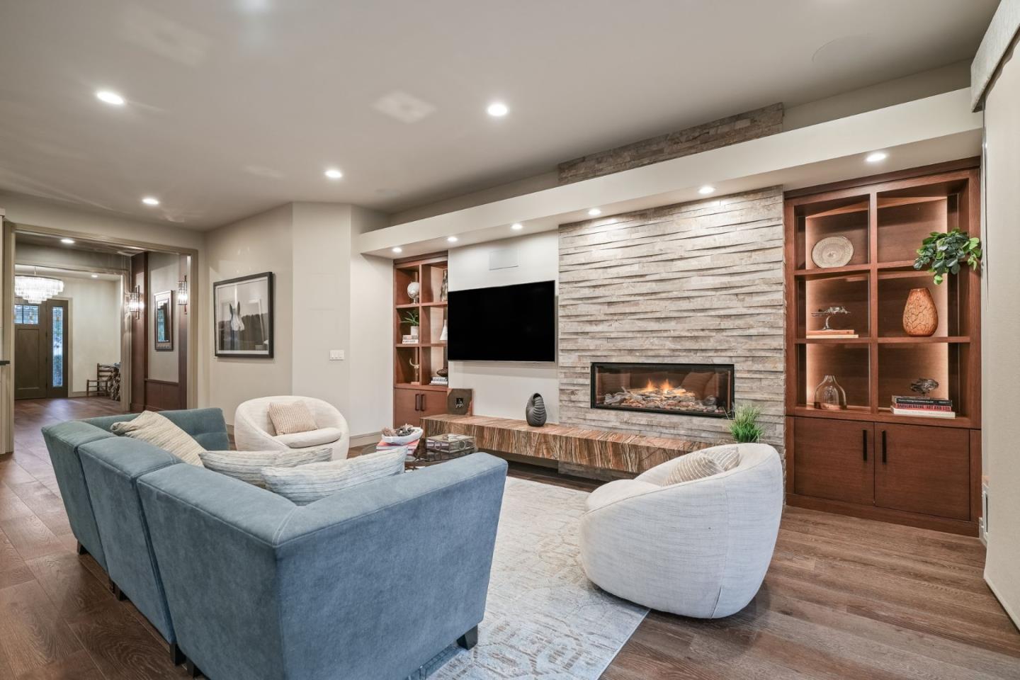 Detail Gallery Image 19 of 61 For 1785 Santa Barbara Dr, San Jose,  CA 95125 - 4 Beds | 3 Baths