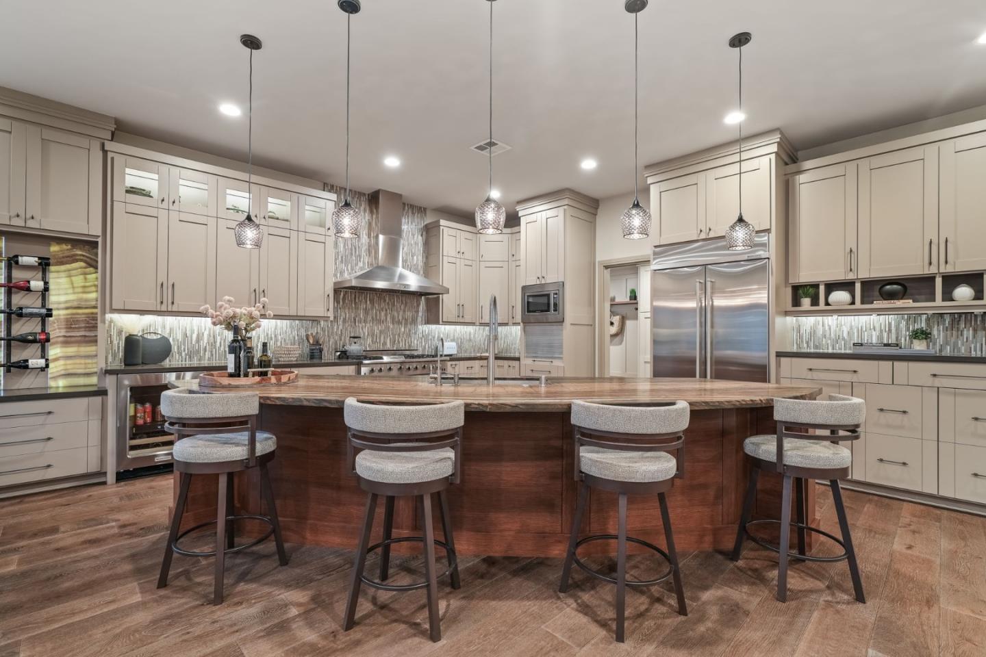 Detail Gallery Image 24 of 61 For 1785 Santa Barbara Dr, San Jose,  CA 95125 - 4 Beds | 3 Baths