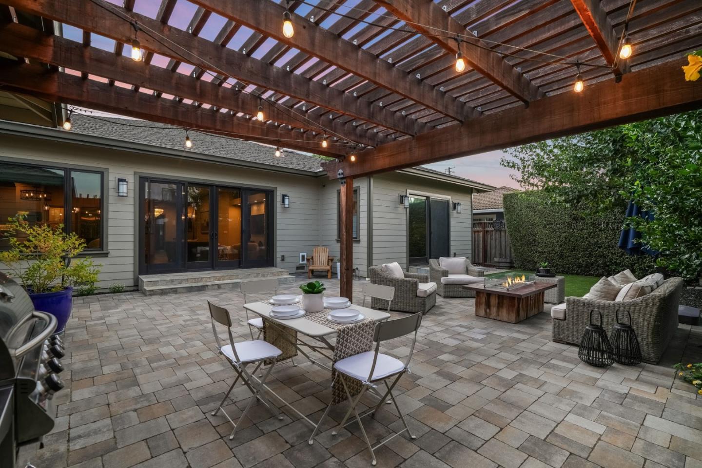 Detail Gallery Image 50 of 61 For 1785 Santa Barbara Dr, San Jose,  CA 95125 - 4 Beds | 3 Baths