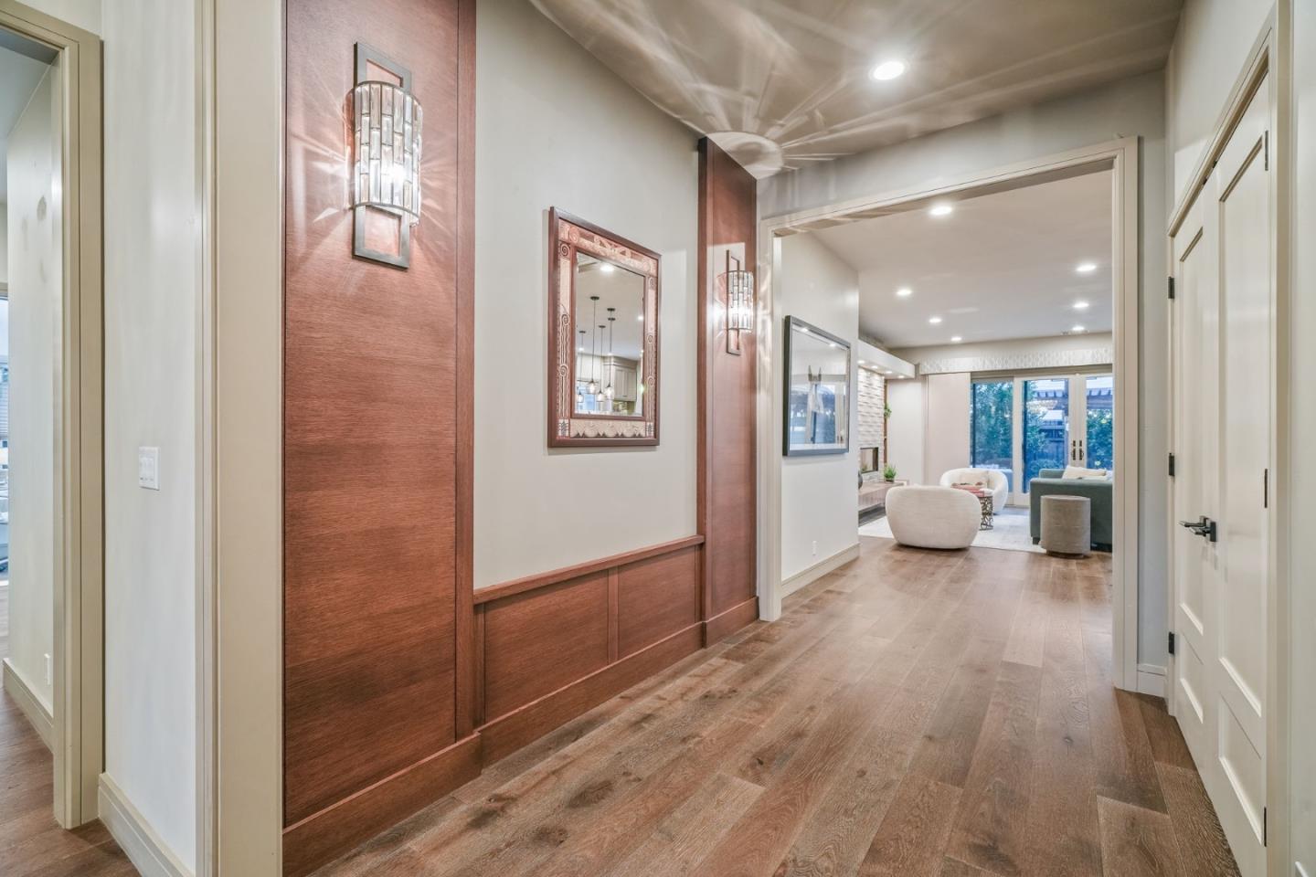 Detail Gallery Image 8 of 61 For 1785 Santa Barbara Dr, San Jose,  CA 95125 - 4 Beds | 3 Baths