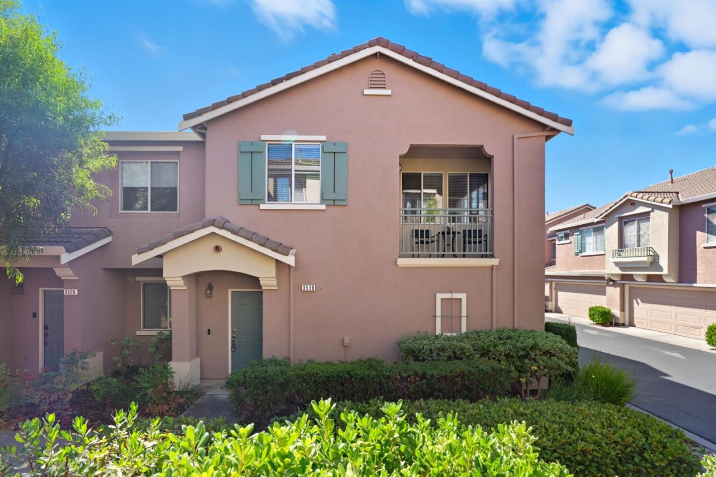 Front Image Thumbnail for ML82022933