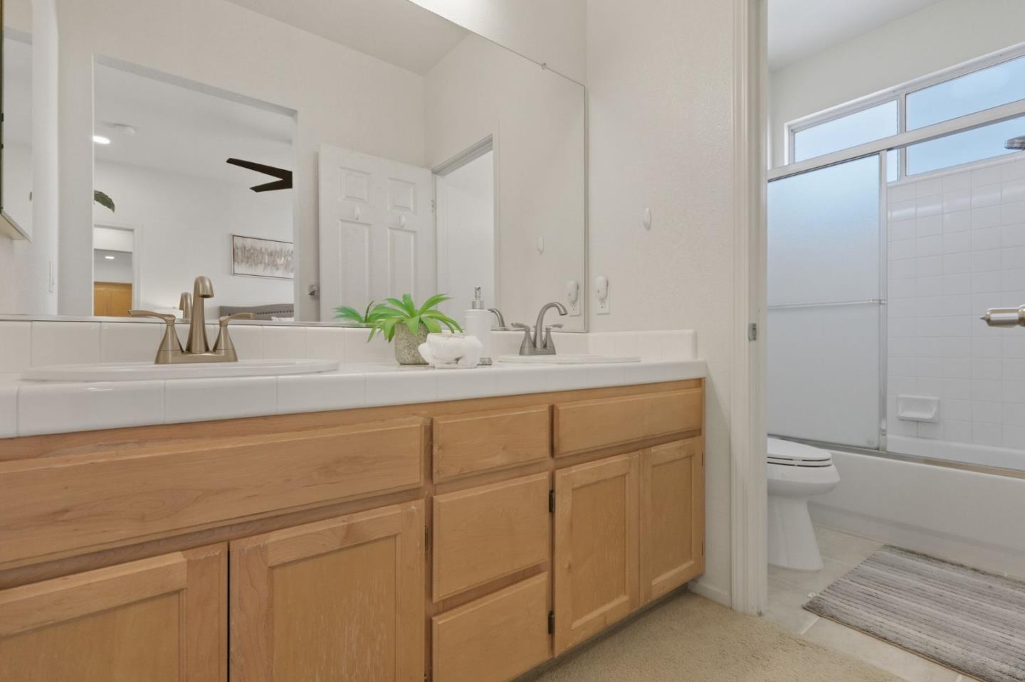 Detail Gallery Image 27 of 34 For 3530 Jasmine Cir, San Jose,  CA 95135 - 2 Beds | 2 Baths