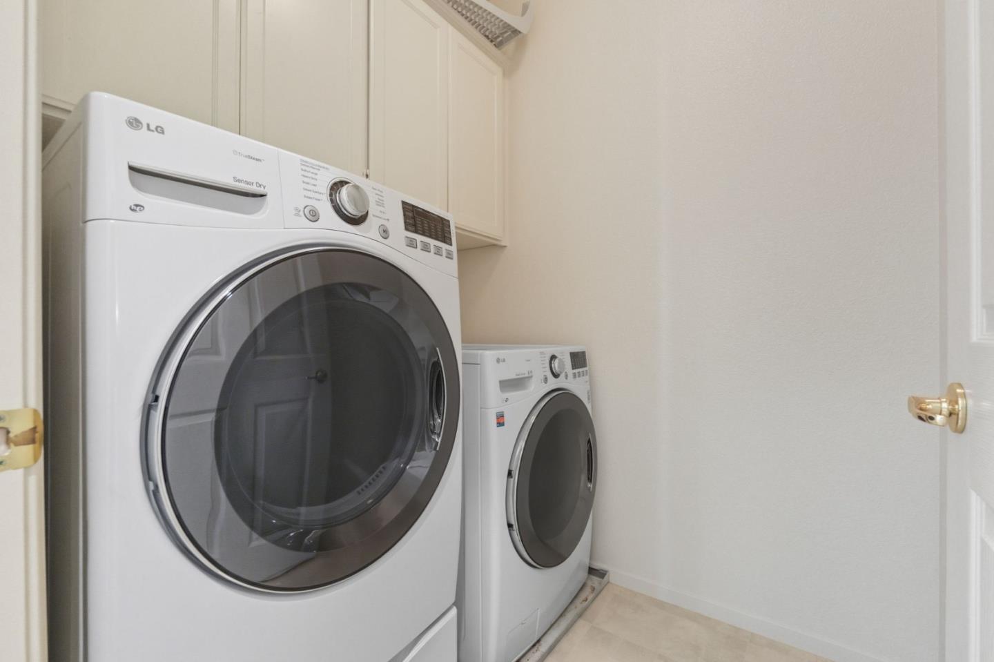 Detail Gallery Image 28 of 34 For 3530 Jasmine Cir, San Jose,  CA 95135 - 2 Beds | 2 Baths