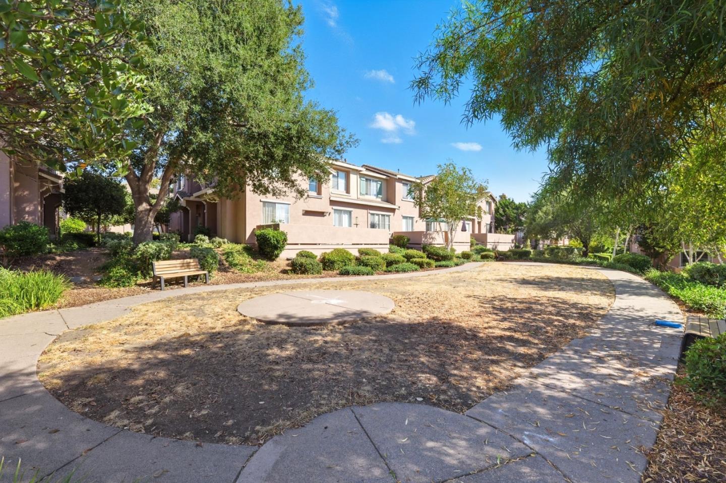 Detail Gallery Image 31 of 34 For 3530 Jasmine Cir, San Jose,  CA 95135 - 2 Beds | 2 Baths