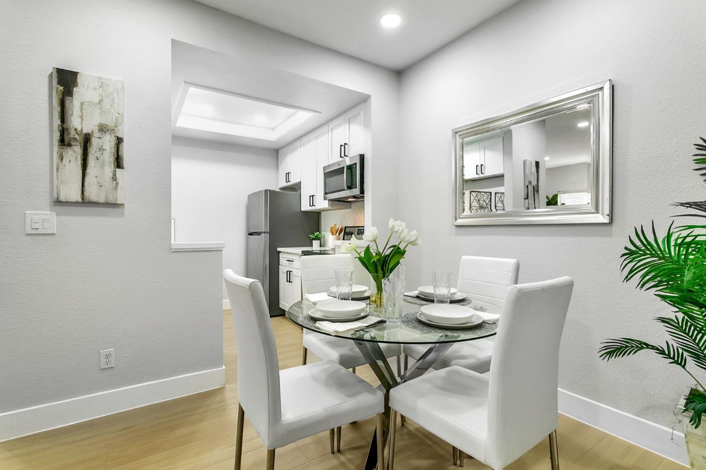 Detail Gallery Image 15 of 33 For 1704 Bevin Brook Dr, San Jose,  CA 95112 - 3 Beds | 3 Baths