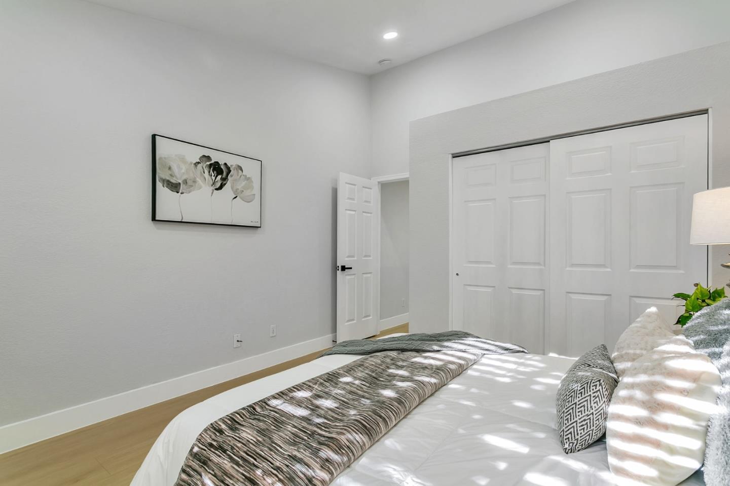 Detail Gallery Image 21 of 33 For 1704 Bevin Brook Dr, San Jose,  CA 95112 - 3 Beds | 3 Baths