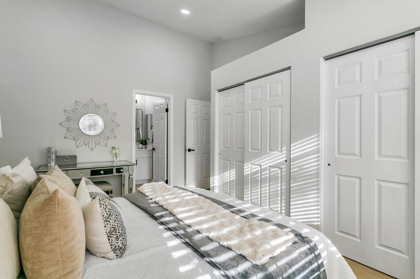 Detail Gallery Image 25 of 33 For 1704 Bevin Brook Dr, San Jose,  CA 95112 - 3 Beds | 3 Baths