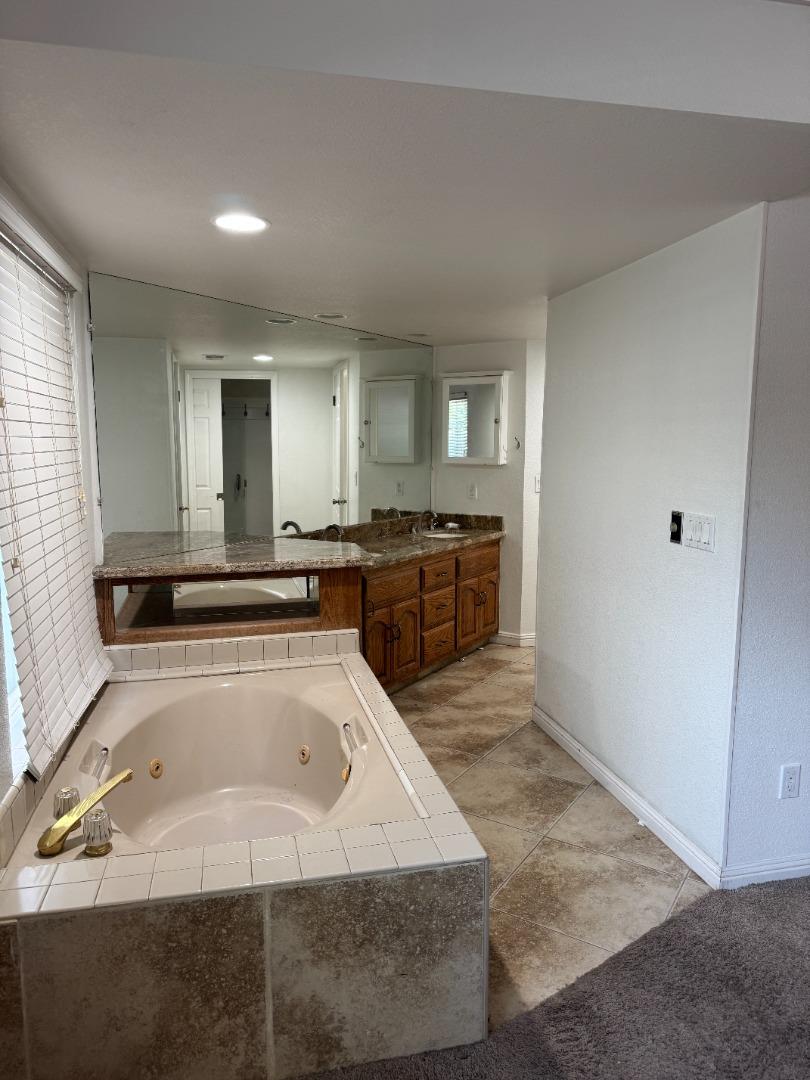 Detail Gallery Image 11 of 40 For 1703 Monte Grosso Dr, Merced,  CA 95340 - 3 Beds | 2 Baths