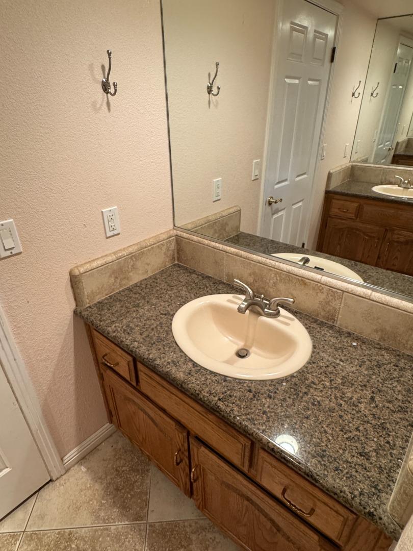Detail Gallery Image 15 of 40 For 1703 Monte Grosso Dr, Merced,  CA 95340 - 3 Beds | 2 Baths