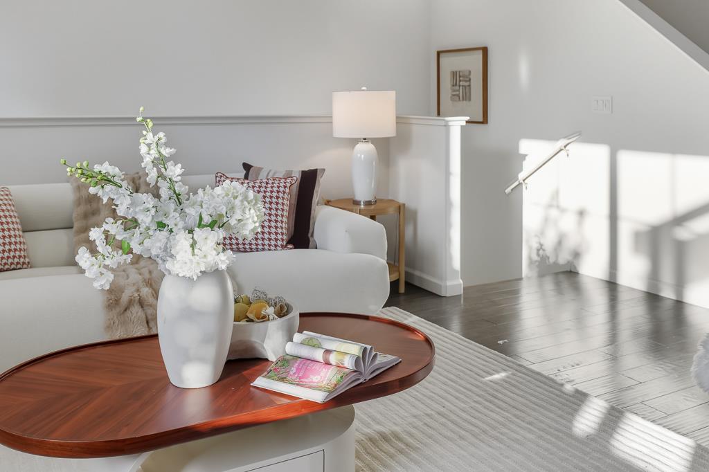 Detail Gallery Image 7 of 41 For 199 William Manly St #3,  San Jose,  CA 95136 - 4 Beds | 3/1 Baths