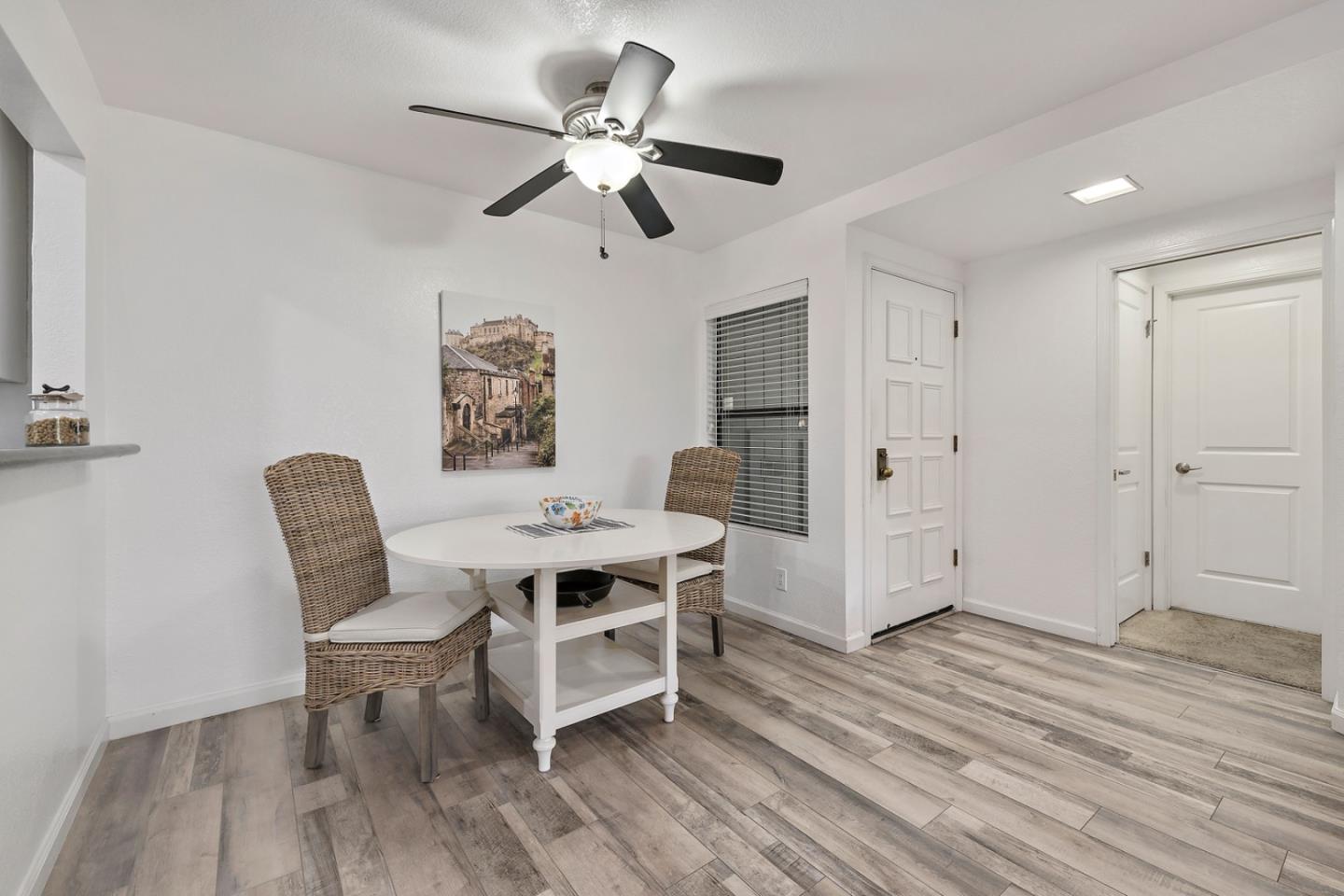 Detail Gallery Image 2 of 19 For 1751 Braddock Ct, San Jose,  CA 95125 - 2 Beds | 2 Baths