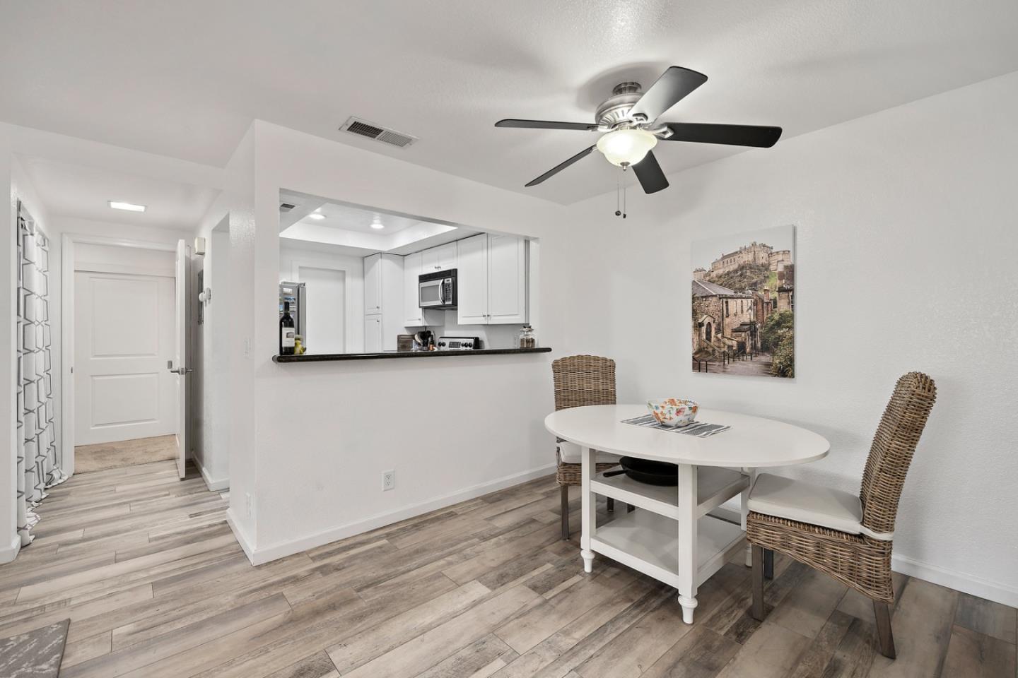 Detail Gallery Image 3 of 19 For 1751 Braddock Ct, San Jose,  CA 95125 - 2 Beds | 2 Baths