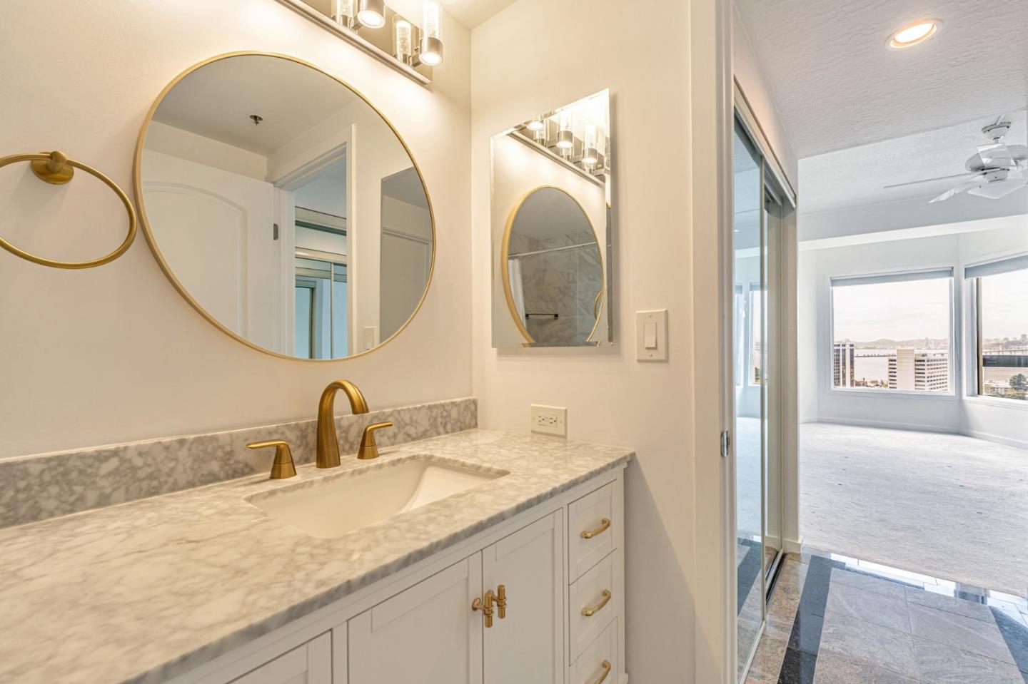 Detail Gallery Image 21 of 30 For 6363 Christie Ave #2122,  Emeryville,  CA 94608 - 1 Beds | 1 Baths