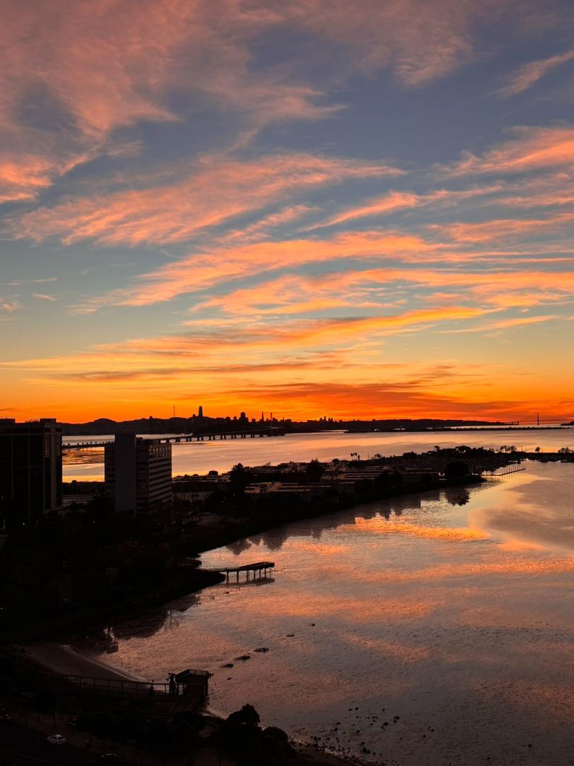 Detail Gallery Image 27 of 30 For 6363 Christie Ave #2122,  Emeryville,  CA 94608 - 1 Beds | 1 Baths