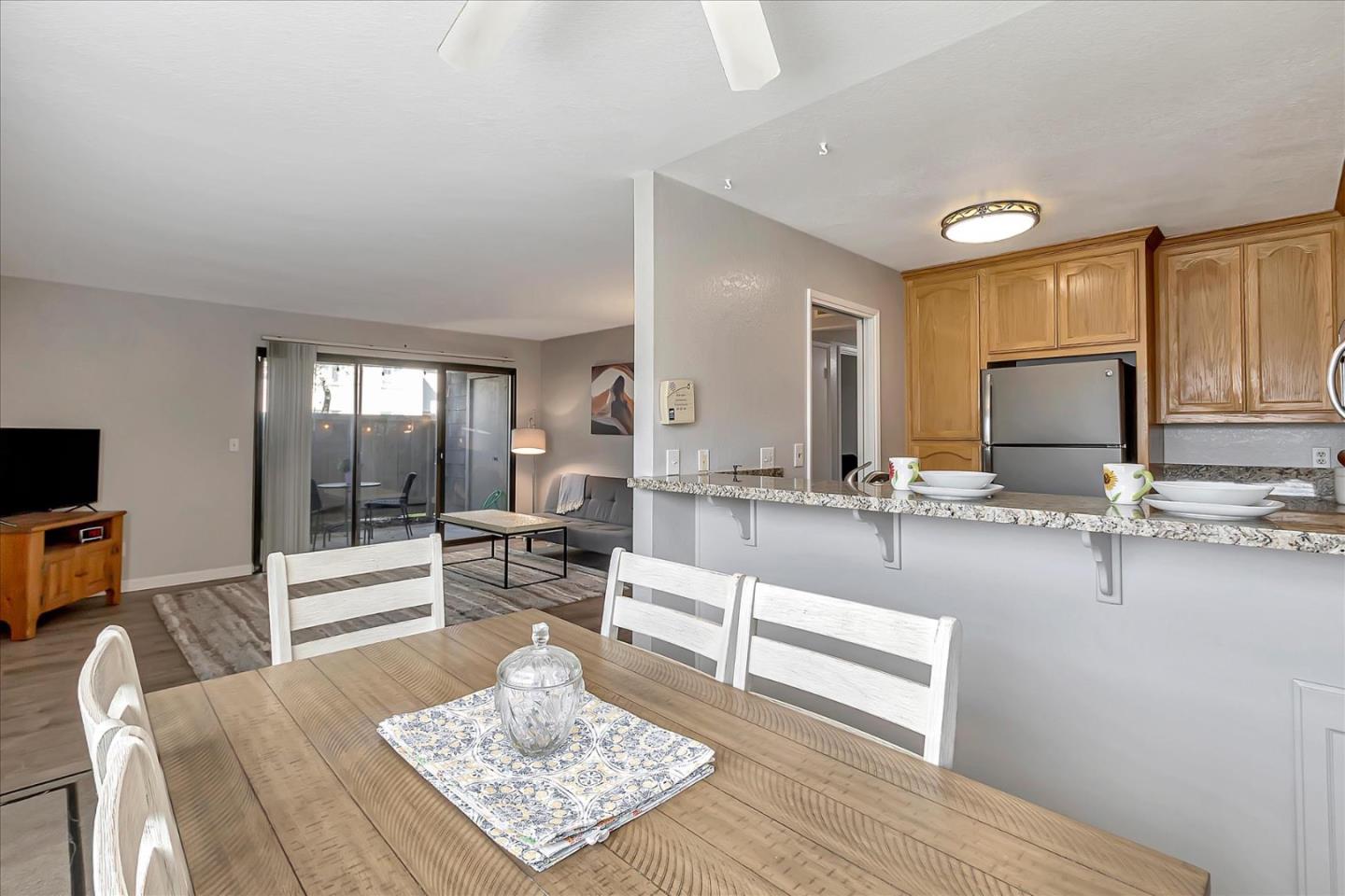 Detail Gallery Image 18 of 37 For 133 La Crosse Dr, Morgan Hill,  CA 95037 - 2 Beds | 2 Baths