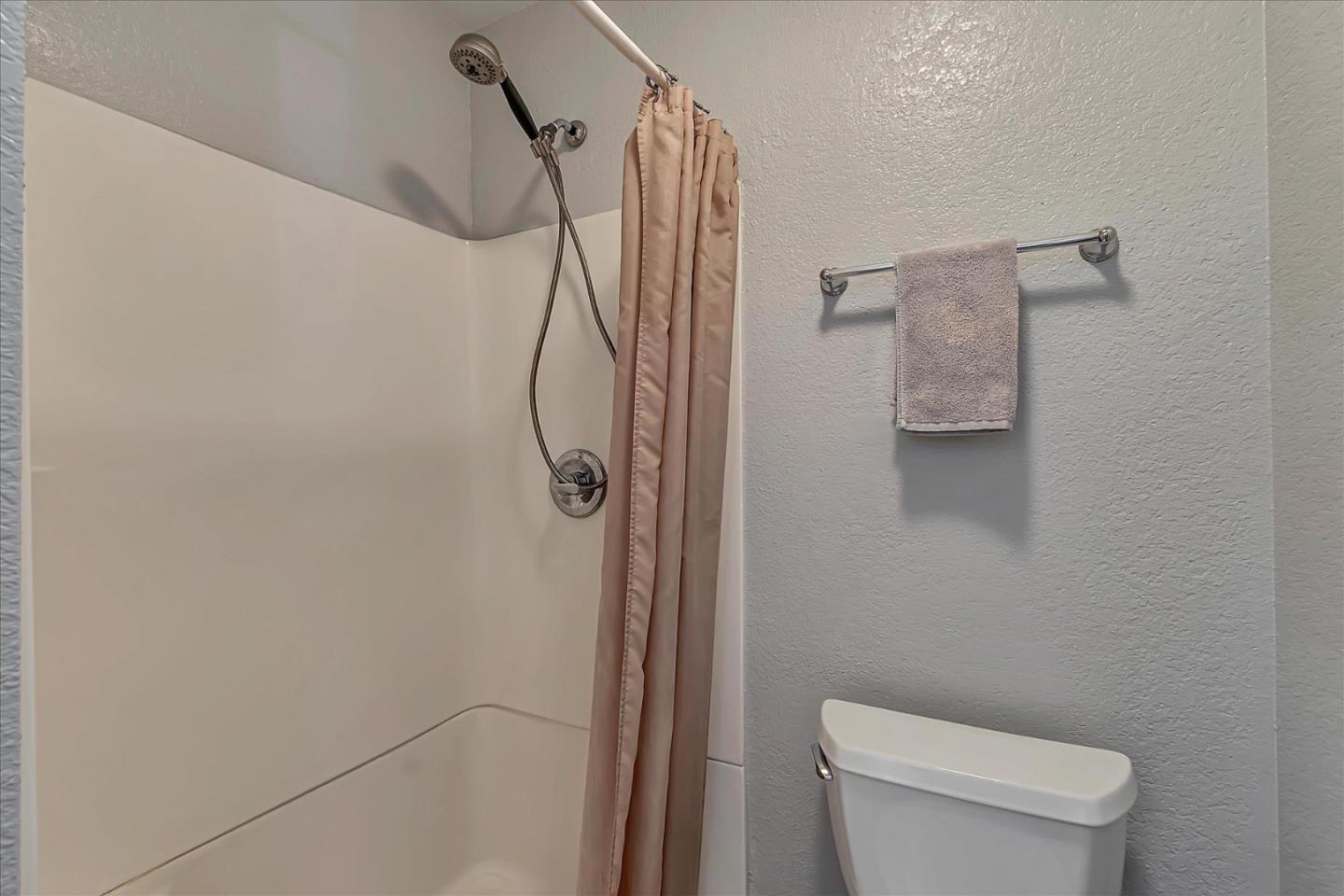 Detail Gallery Image 26 of 37 For 133 La Crosse Dr, Morgan Hill,  CA 95037 - 2 Beds | 2 Baths