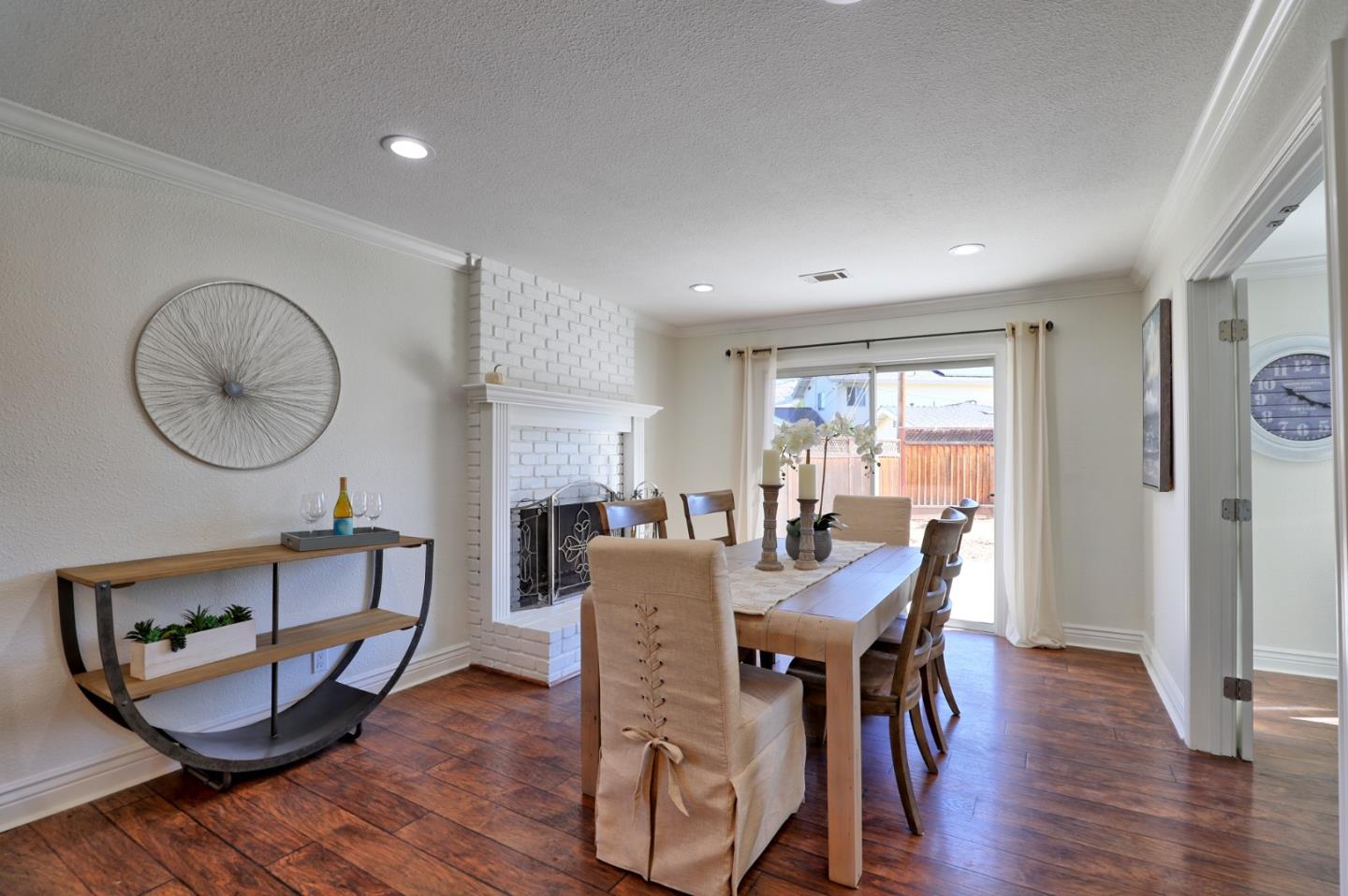 Detail Gallery Image 11 of 38 For 3874 Forester Ct, San Jose,  CA 95121 - 4 Beds | 3 Baths