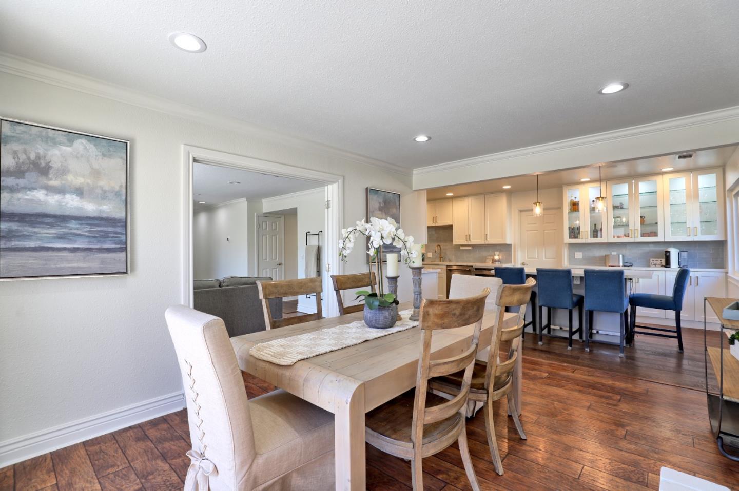 Detail Gallery Image 12 of 38 For 3874 Forester Ct, San Jose,  CA 95121 - 4 Beds | 3 Baths